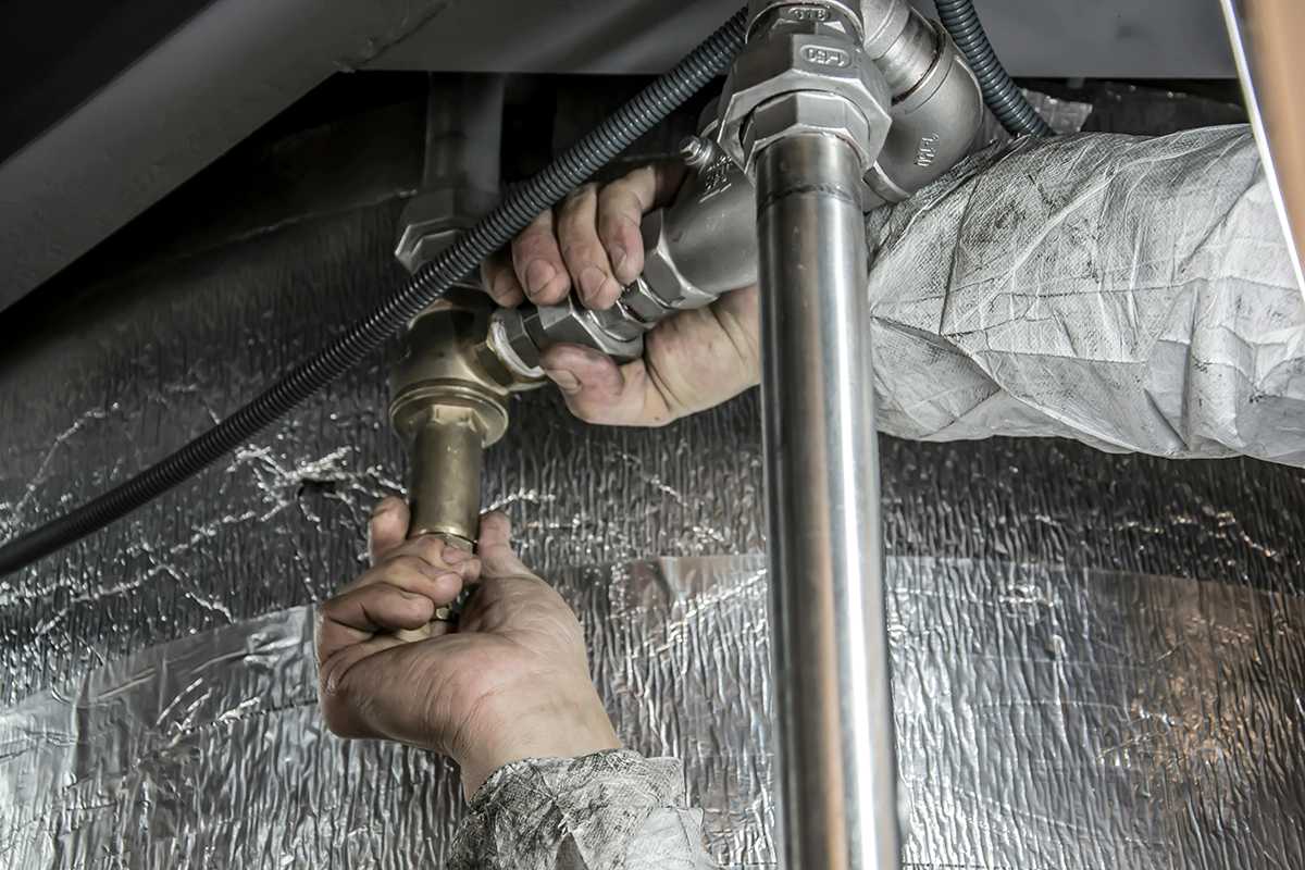 plumbing contractor in Downtown Toronto