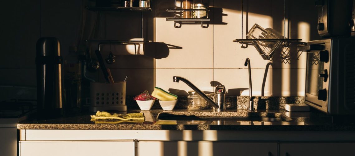 How to Check Plumbing When House Hunting