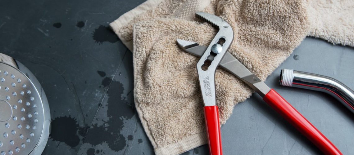 How to Clean Your Sink Drain Yourself